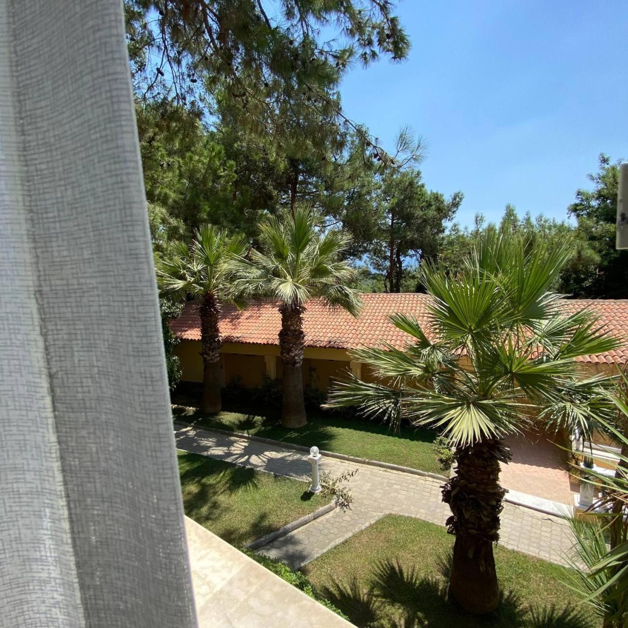 Pine Club Apart Hotel Kusadasi Exterior photo