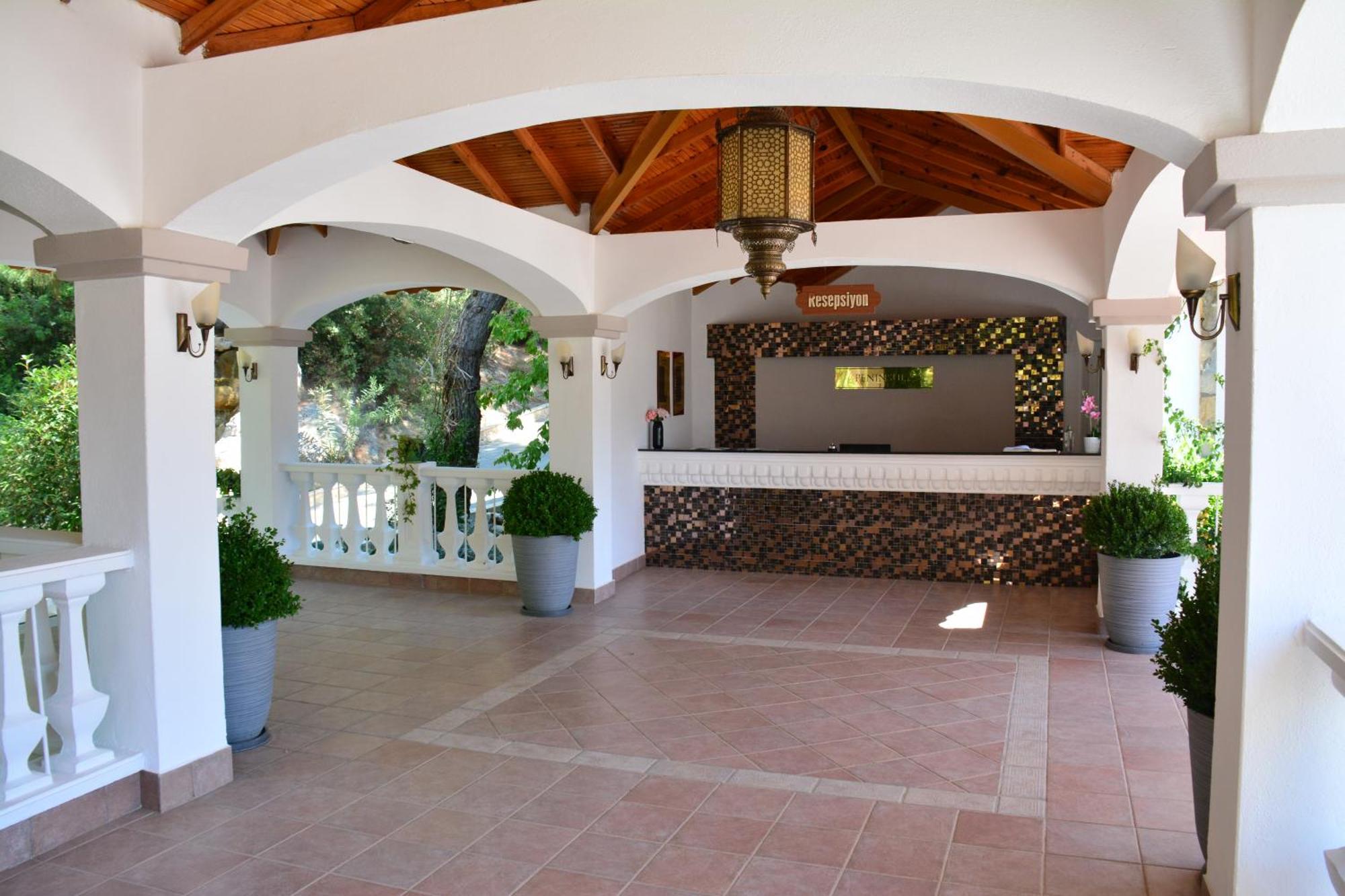Pine Club Apart Hotel Kusadasi Exterior photo