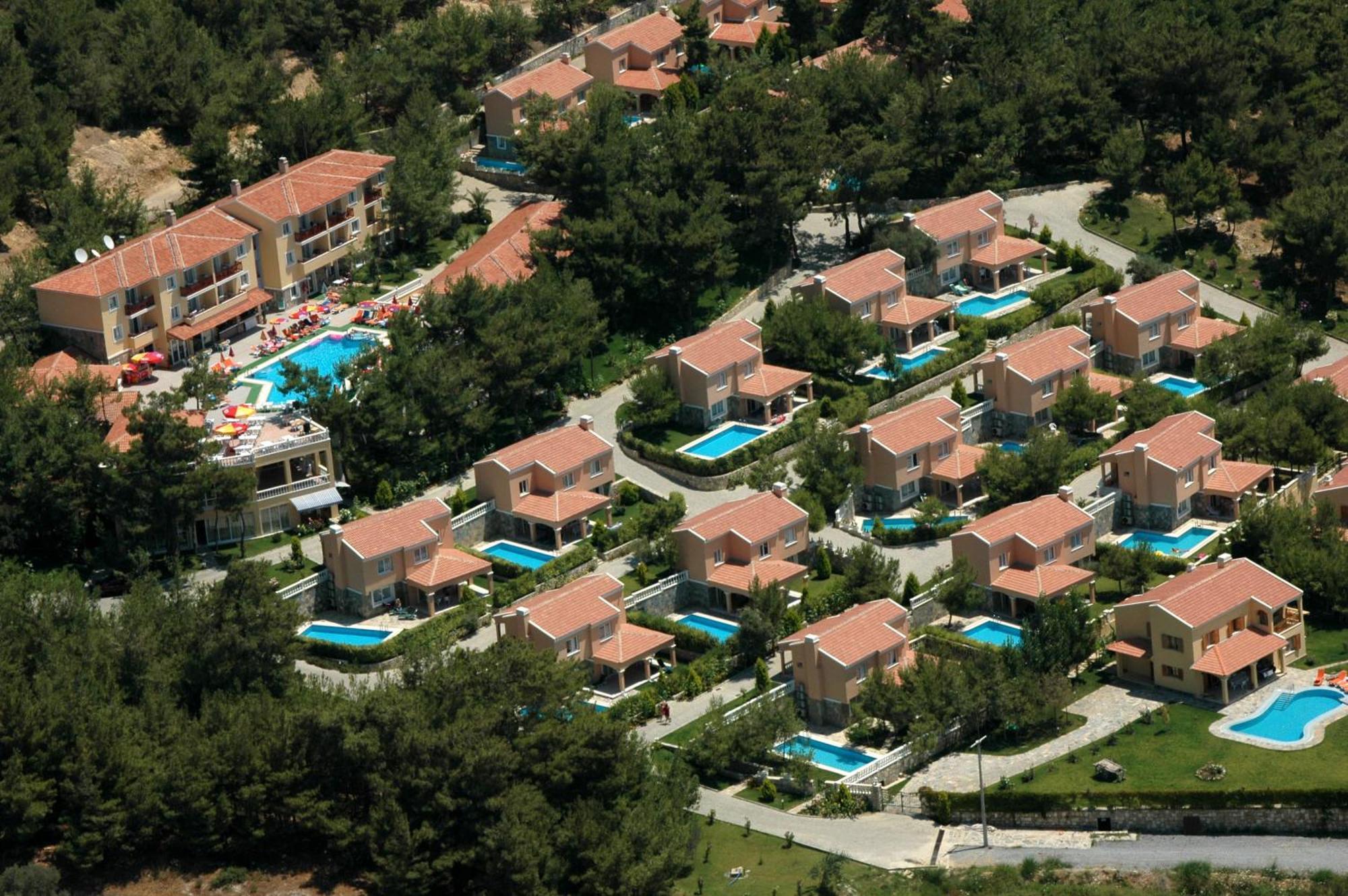 Pine Club Apart Hotel Kusadasi Exterior photo